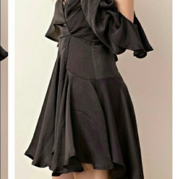 ‼️”JENNIFER” Open Shoulder High Low Ruffle Dress‼️ - Picture 6 of 9